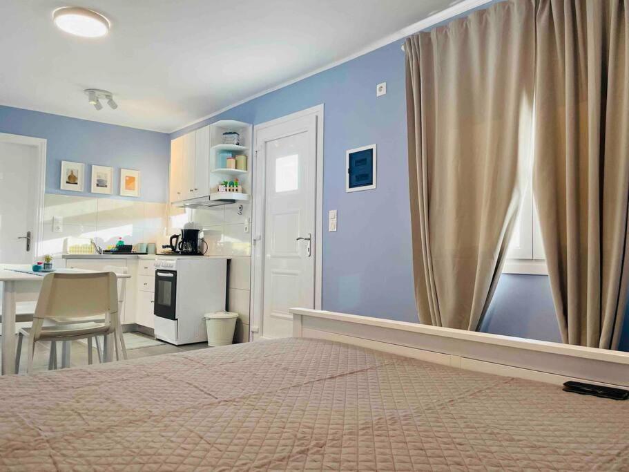 Cozy, Newly Renovated Apartment In Gavrio. 外观 照片